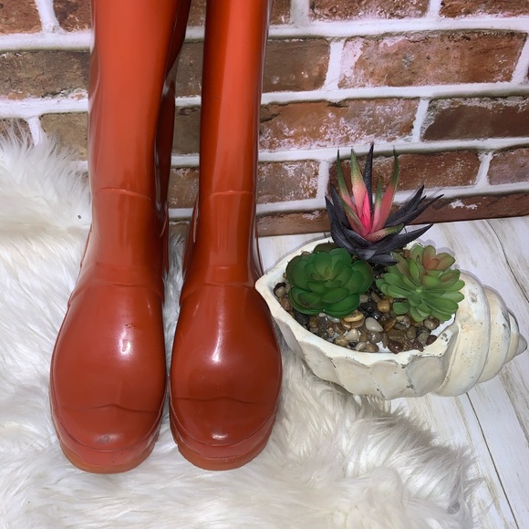 Hunters high gloss red siren tall rain boots 8 - Picture 14 of 15
